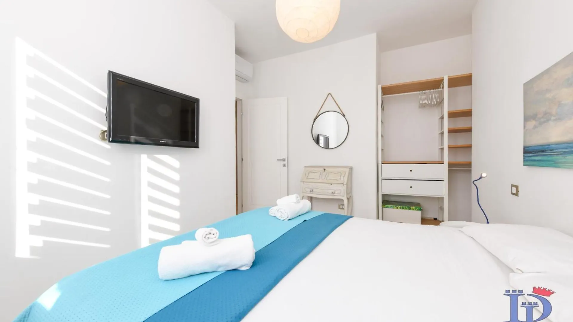 Desenzanoloft Official Partner Marriott Homes & Villas - Window Of Lake Family Apartment With Parking Spot Desenzano del Garda İtalya