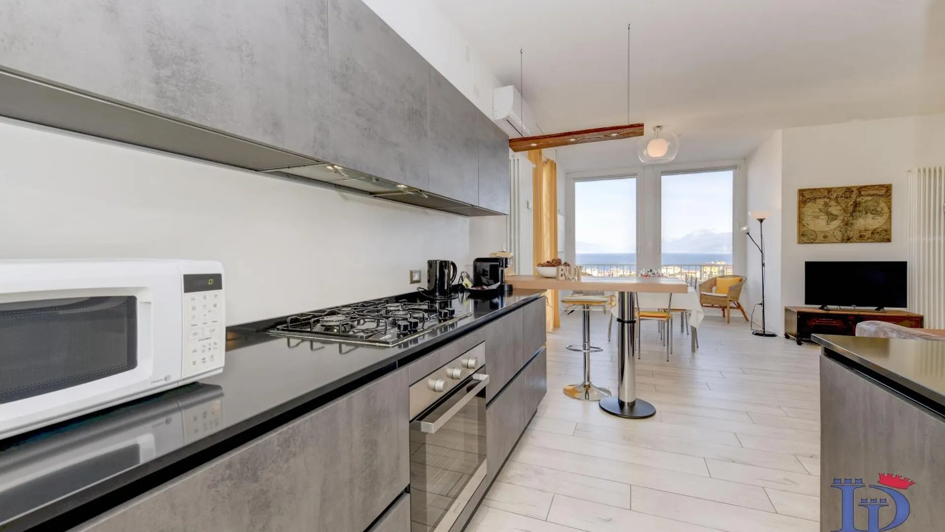 Desenzanoloft Official Partner Marriott Homes & Villas - Window Of Lake Family Apartment With Parking Spot Desenzano del Garda
